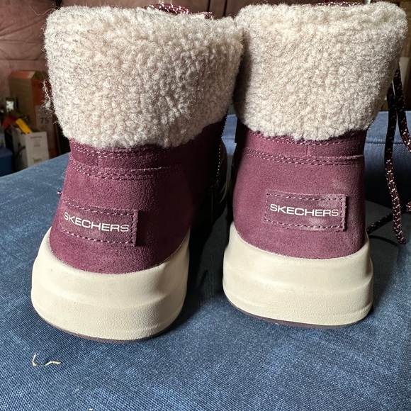 Sketchers winter walking boots - Picture 3 of 7